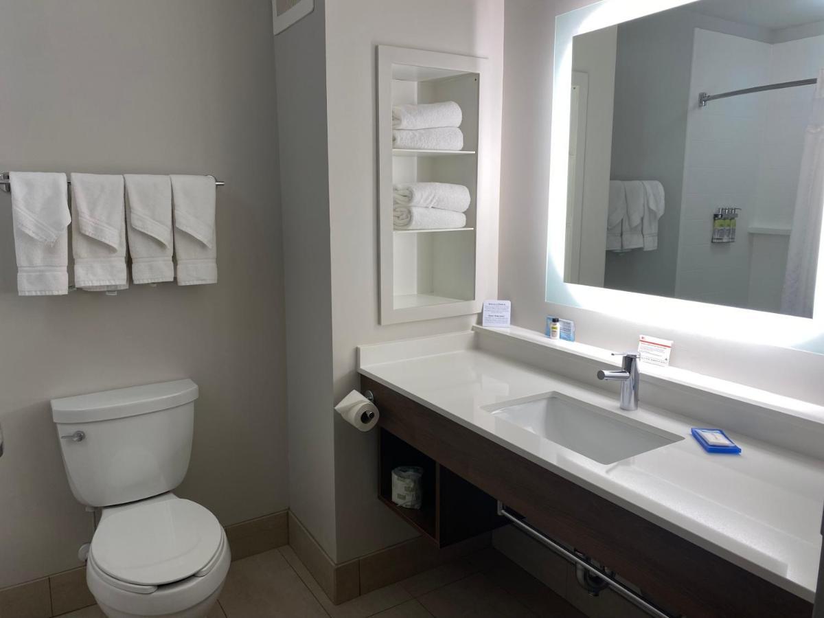 Holiday Inn Express Hotel & Suites Binghamton University-Vestal By Ihg Exteriör bild